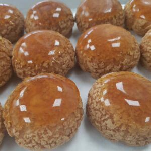 Mini choux creme patissiere